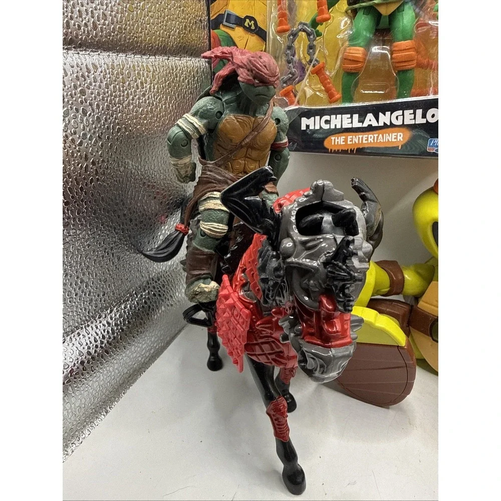 LOT TEENAGE‎ MUTANT NINJA TURTLES ACTION FIGURES Horses